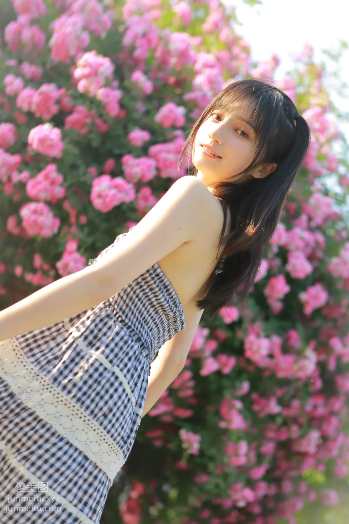 [藝圖語] 2022.05.18 薔薇遲開 月半了吧 15