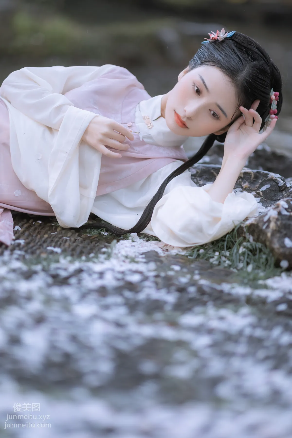 [藝圖語] 2022.05.25 雨櫻花 眸小妖 24
