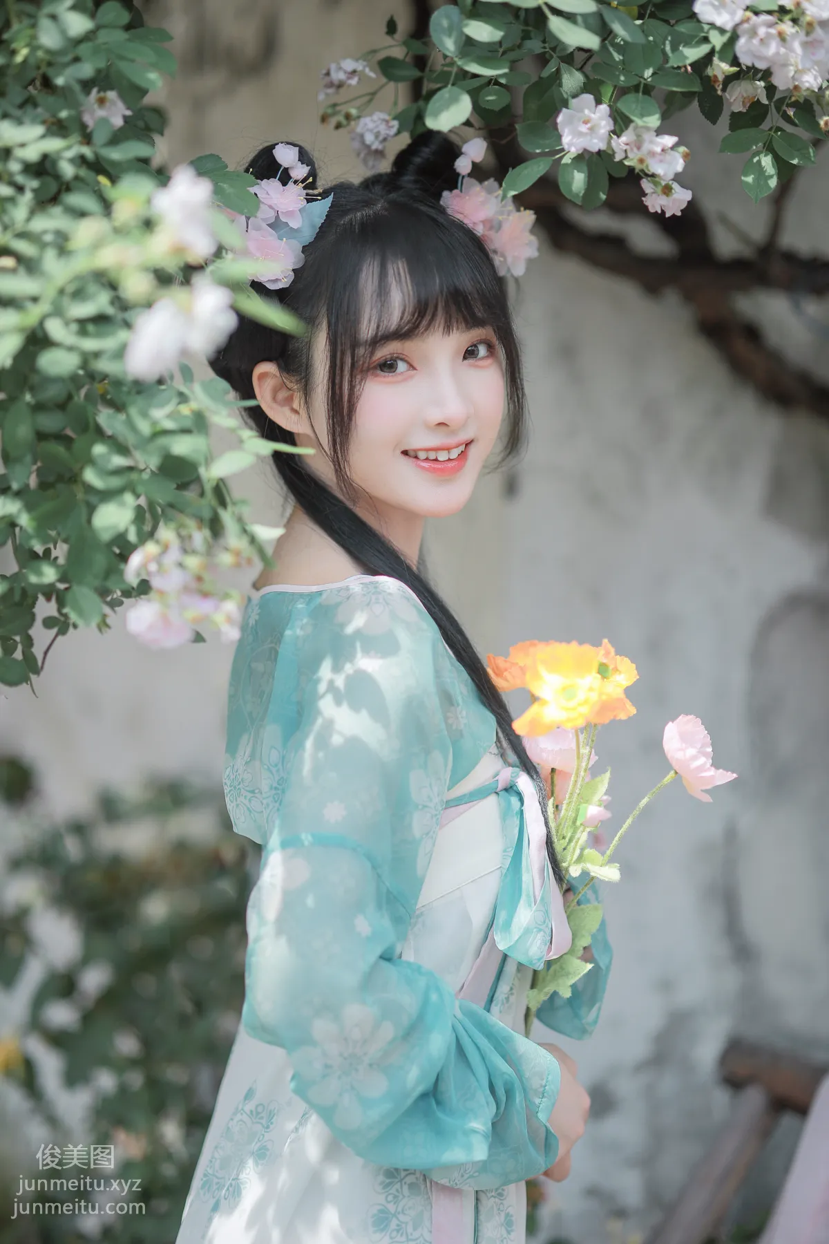 [藝圖語] 2022.06.14 漸開荷芰落薔薇 莉莉崽w 11