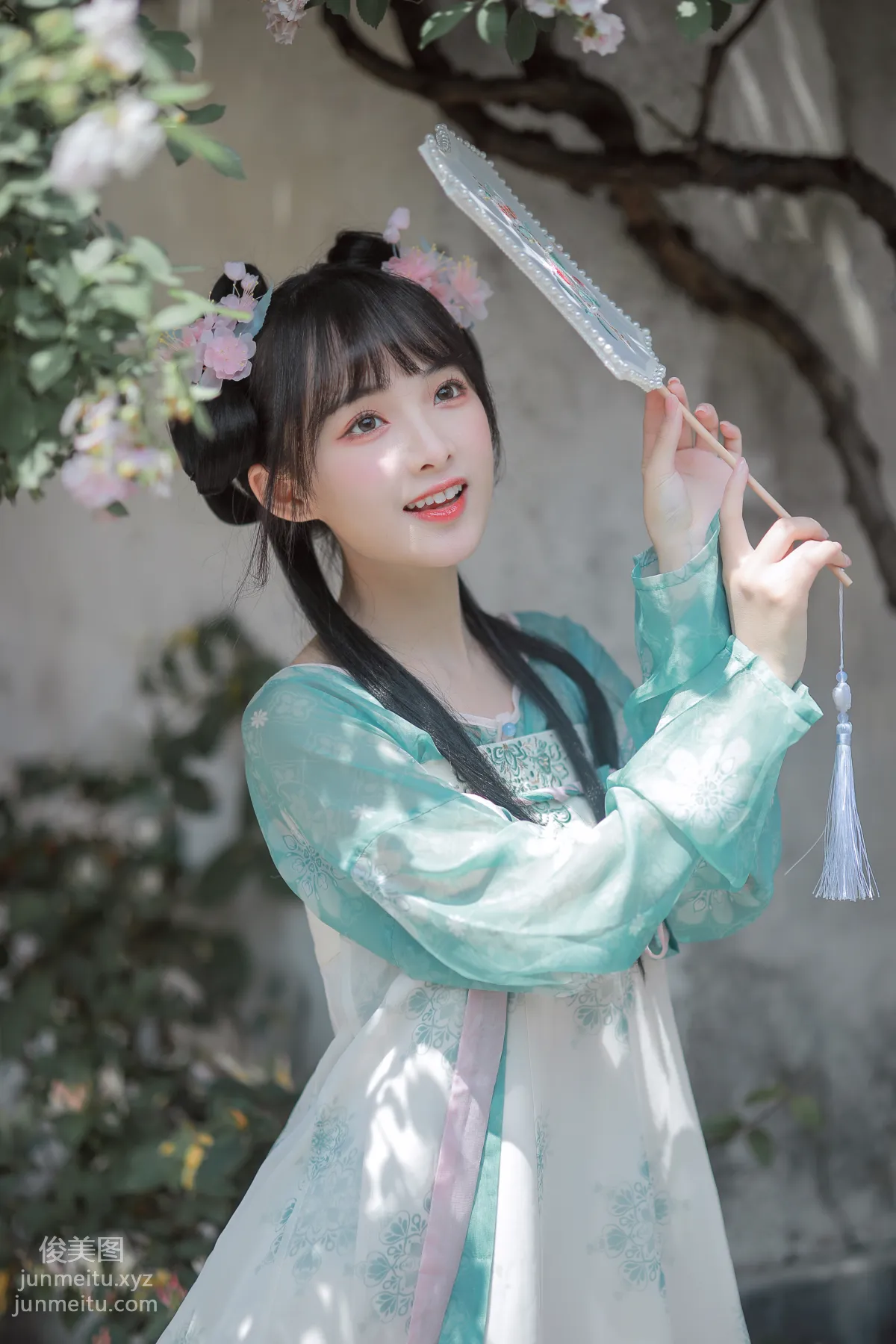 [藝圖語] 2022.06.14 漸開荷芰落薔薇 莉莉崽w 15