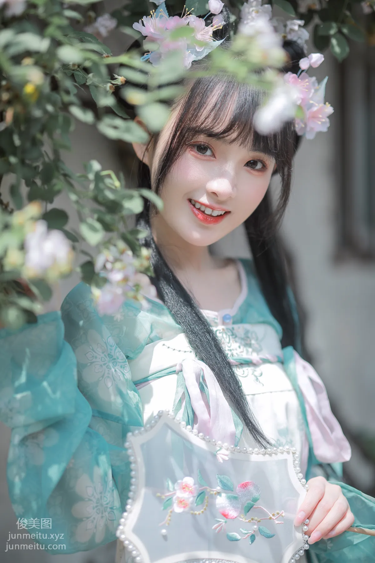 [藝圖語] 2022.06.14 漸開荷芰落薔薇 莉莉崽w 16