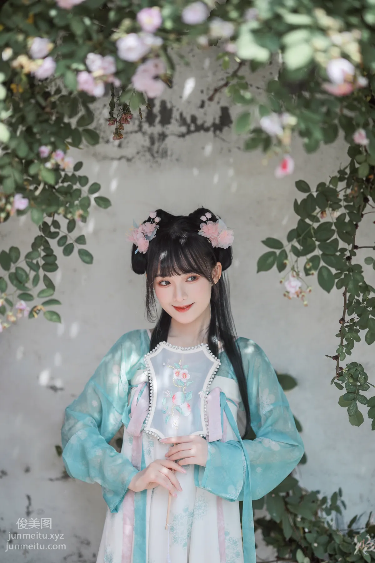 [藝圖語] 2022.06.14 漸開荷芰落薔薇 莉莉崽w 17