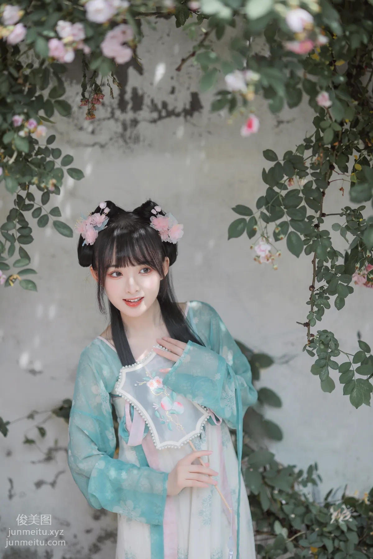 [藝圖語] 2022.06.14 漸開荷芰落薔薇 莉莉崽w 19