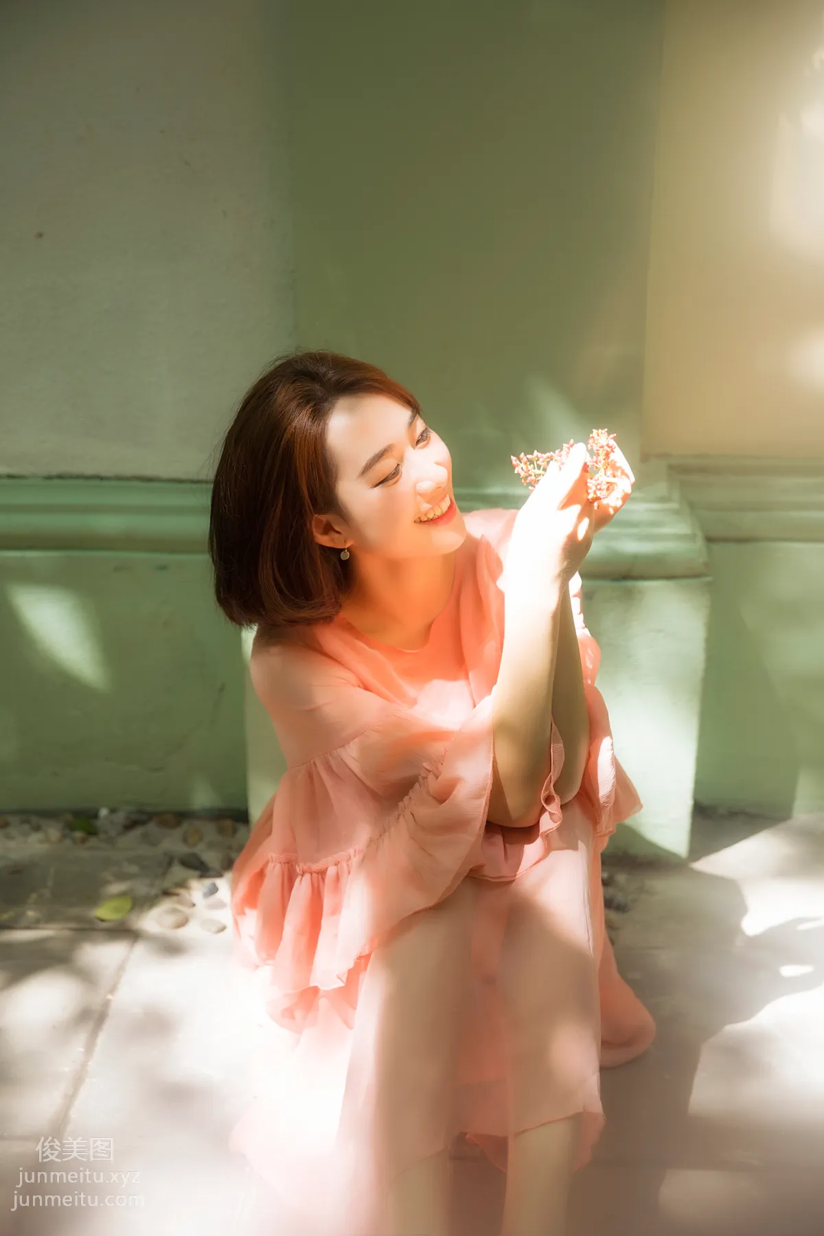 [藝圖語] 2022.06.18 原來有些女生真的會發光 趙婧祎zHAoJinGyI 10