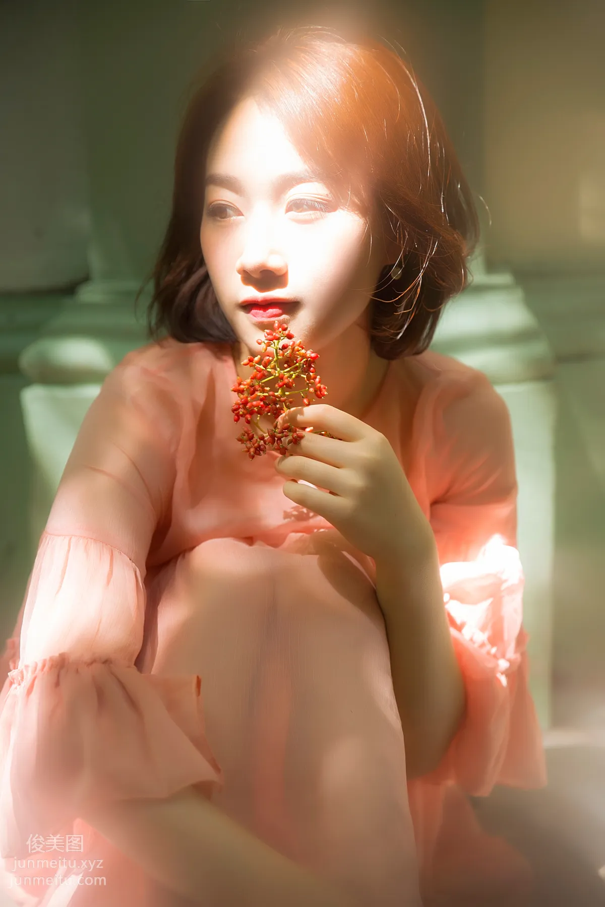 [藝圖語] 2022.06.18 原來有些女生真的會發光 趙婧祎zHAoJinGyI 11