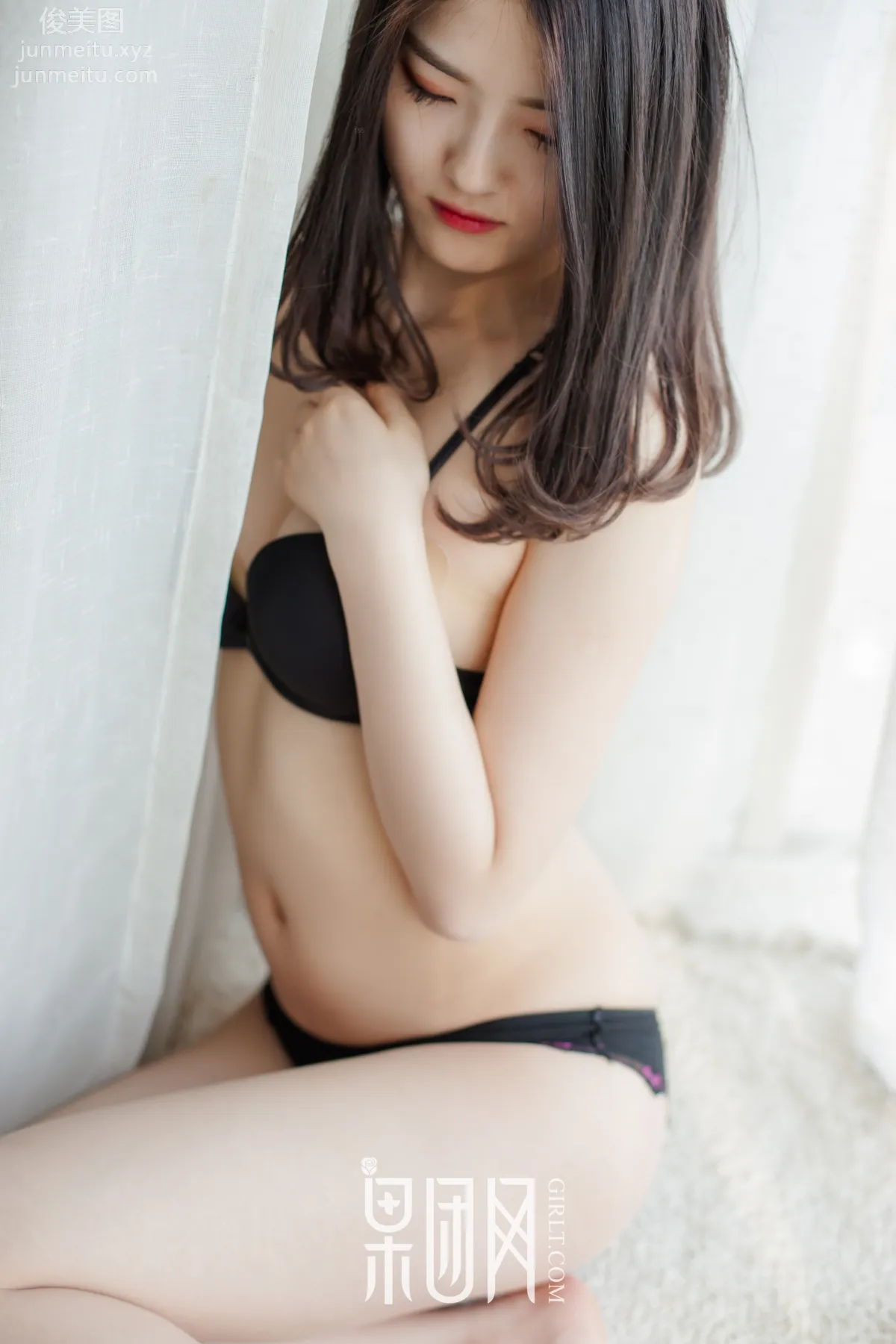 [GIRLT果團網]投稿作品 2017.06.29 TG013 初夏的蜜語@黑與白的交融@昏暗又明亮 49