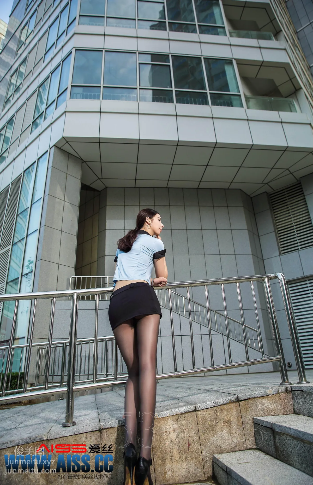 AISS愛絲 黃金會員版 F5023 長腿女警 [68P] 3
