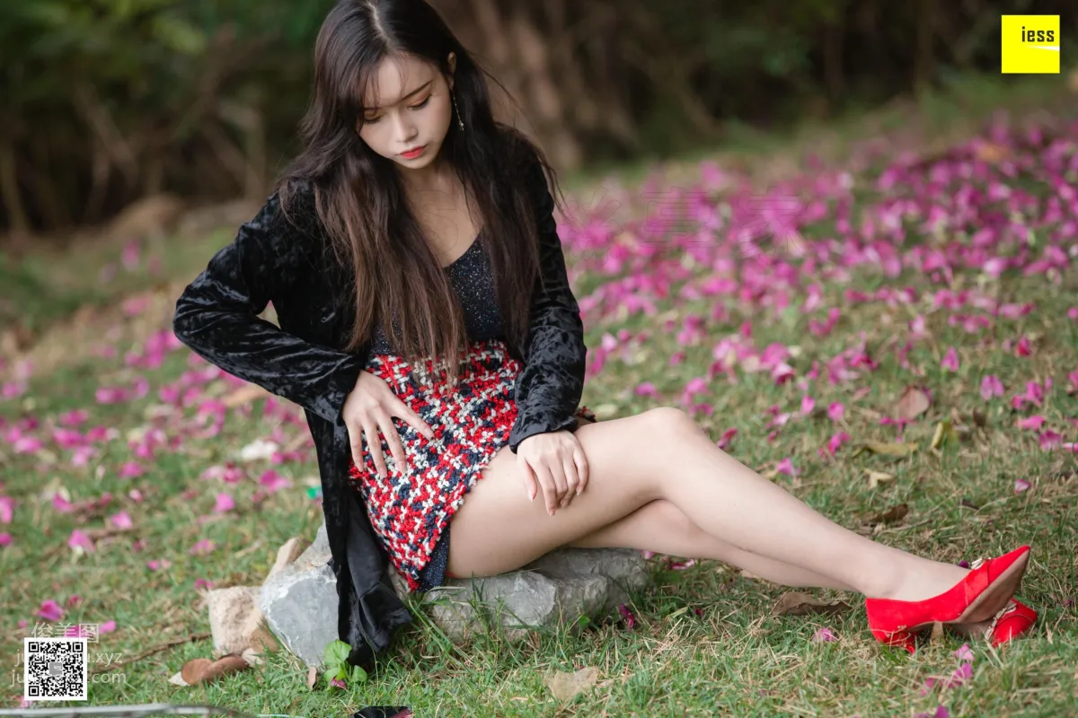 [IESS異思趣向] 2019.02.18 絲享家424：《花叢中的小羽》小羽[82P] 43