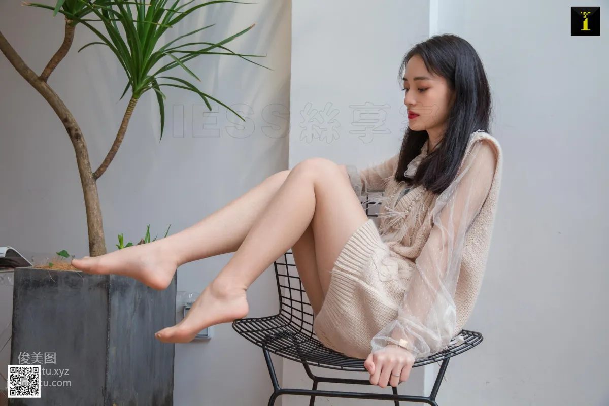 [IESS異思趣向]2019.05.23 絲享家493：素人姗姗的雪白肌 15