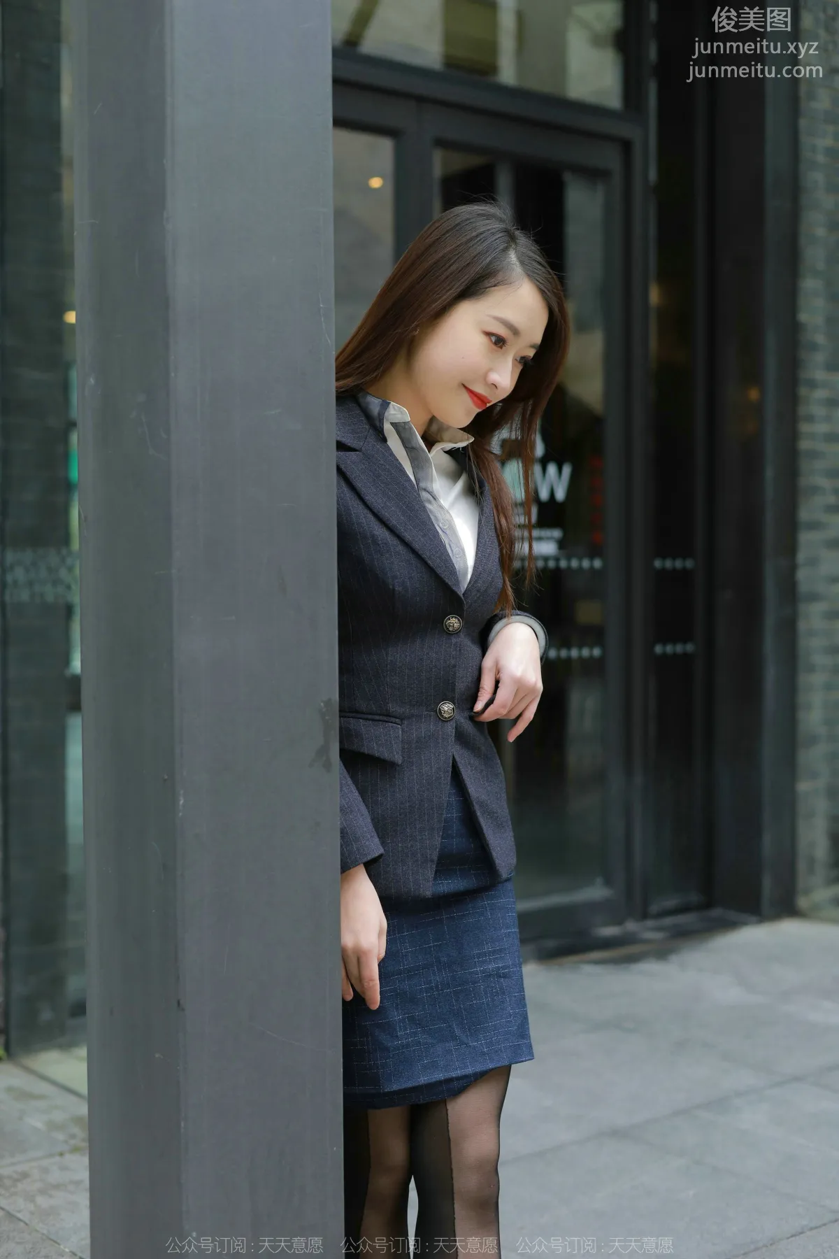 [IESS異思趣向] 2022.04.25 絲享家 1070：小婕《紅鞋職業裝》 48