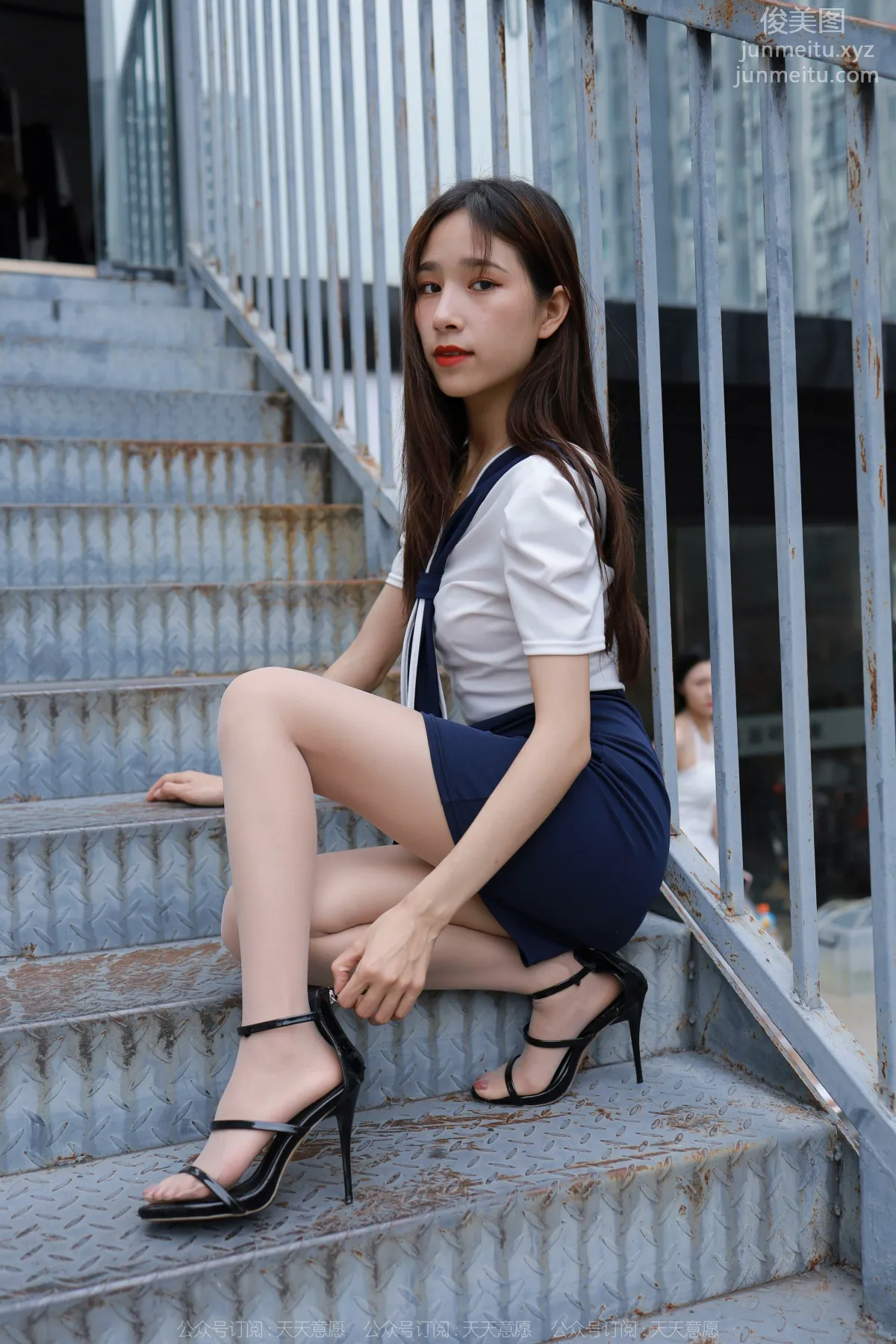 [IESS異思趣向] 2022.06.20 絲享家 1123：美子《樓梯上的美腿》[88P] 50
