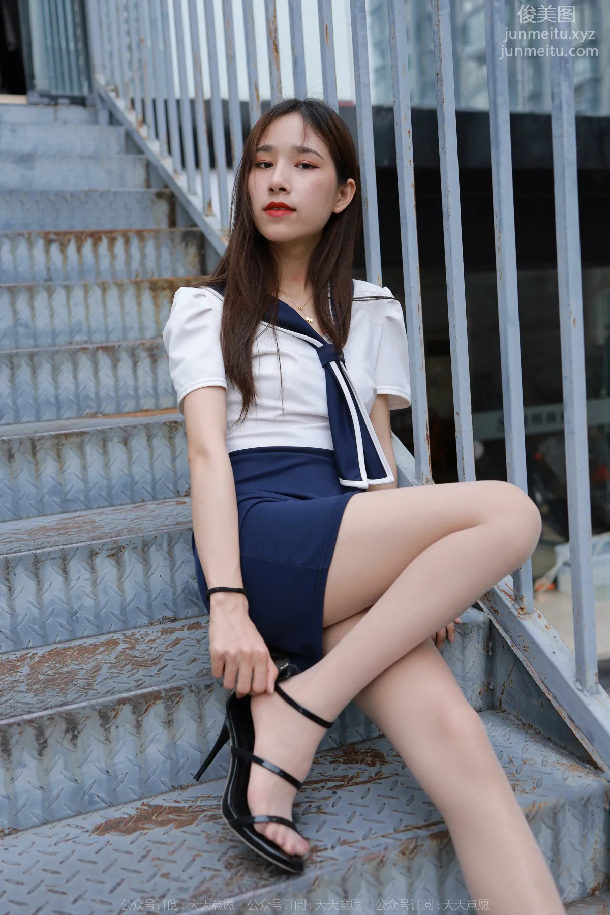 [IESS異思趣向] 2022.06.20 絲享家 1123：美子《樓梯上的美腿》[88P] 64