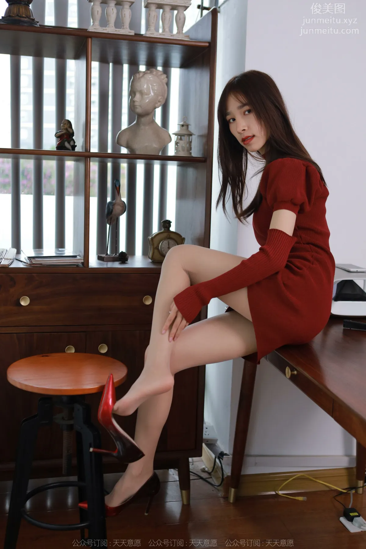[IESS異思趣向]2022.03.17 絲享家1031：美子《新年紅底高跟》[96P] 25