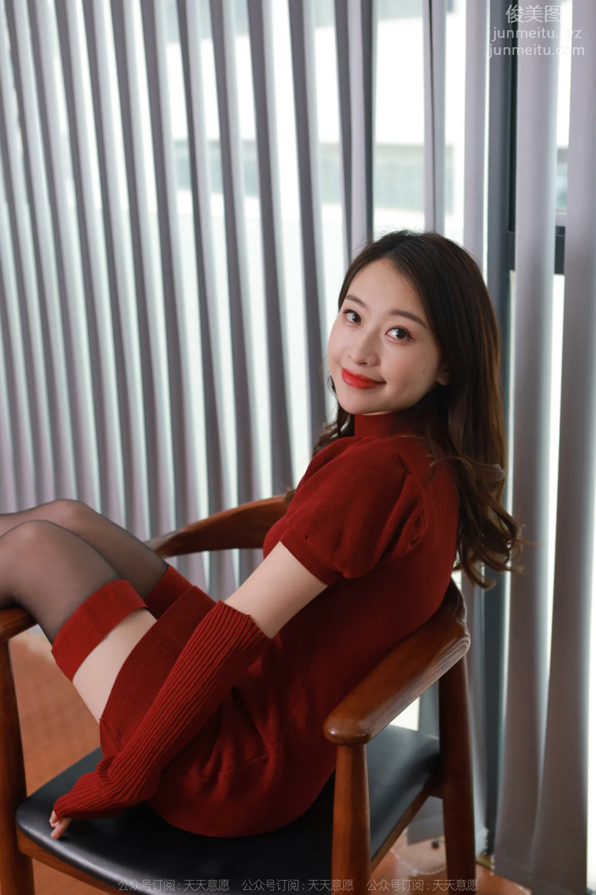 [IESS異思趣向]2022.03.22 絲享家1036：小婕《半筒黑絲》[98P] 68