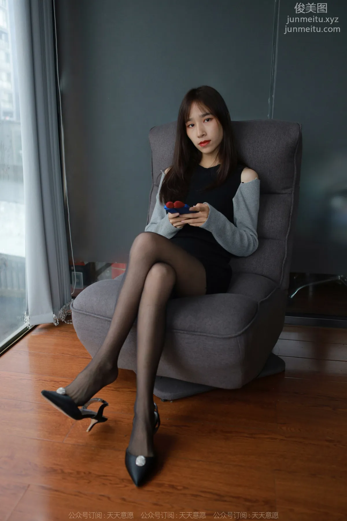 [IESS異思趣向]2022.03.26 絲享家1040：美子《沙發上的黑絲》[97P] 32