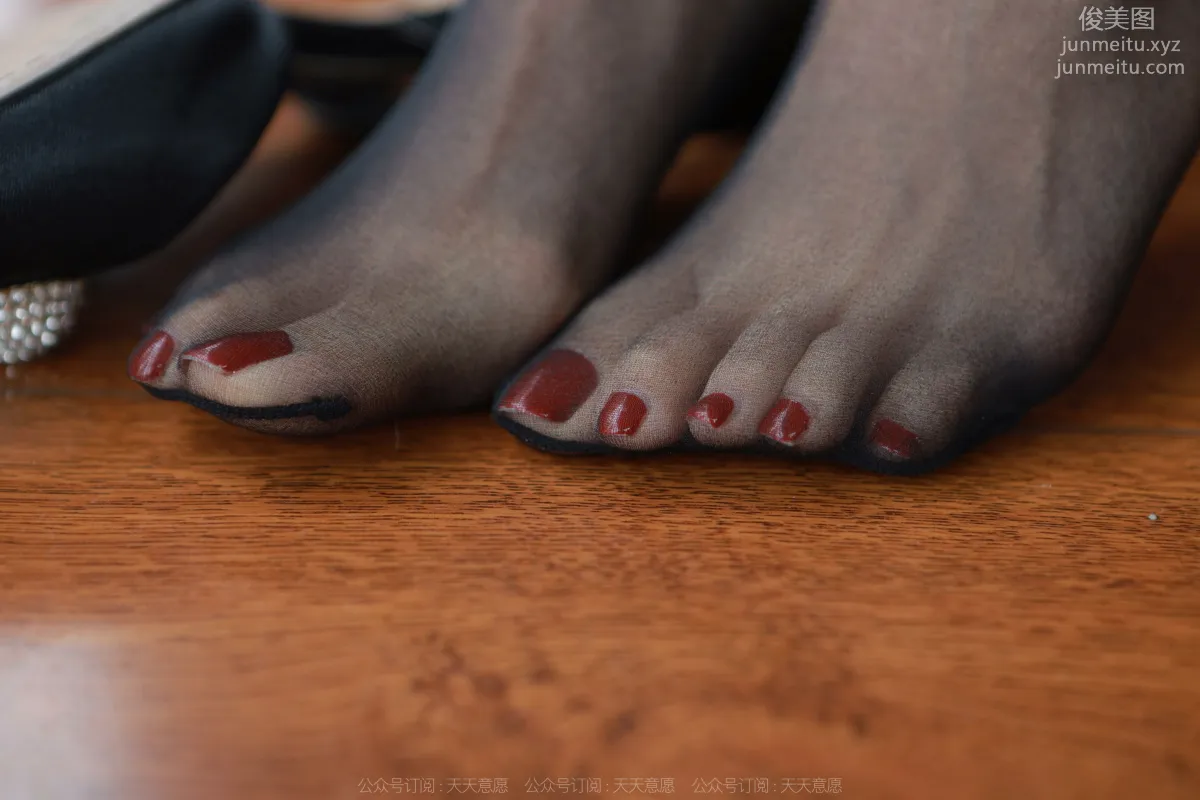 [IESS異思趣向]2022.03.26 絲享家1040：美子《沙發上的黑絲》[97P] 34