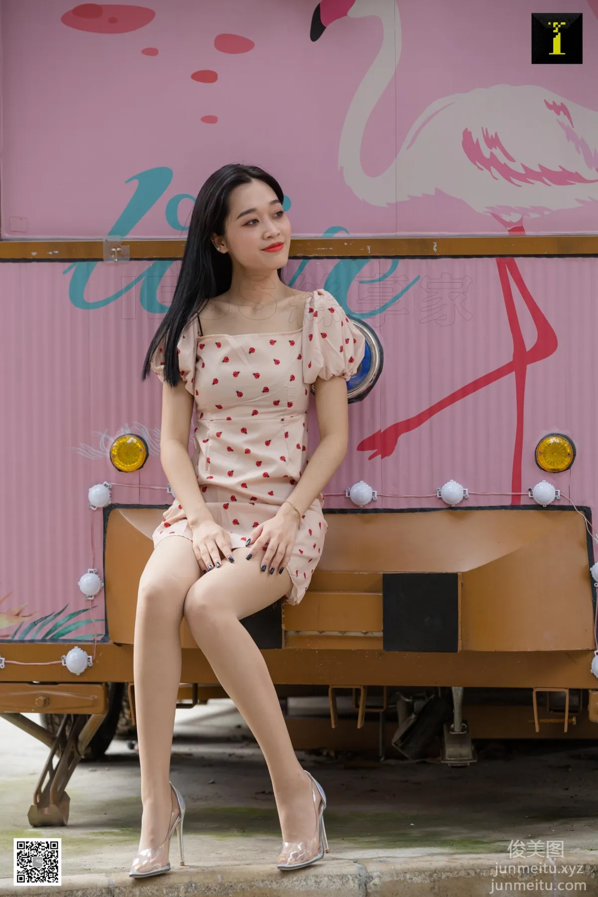 [IESS異思趣向] 2019.10.11 絲享家586：可樂《少女感街拍》[90P] 71