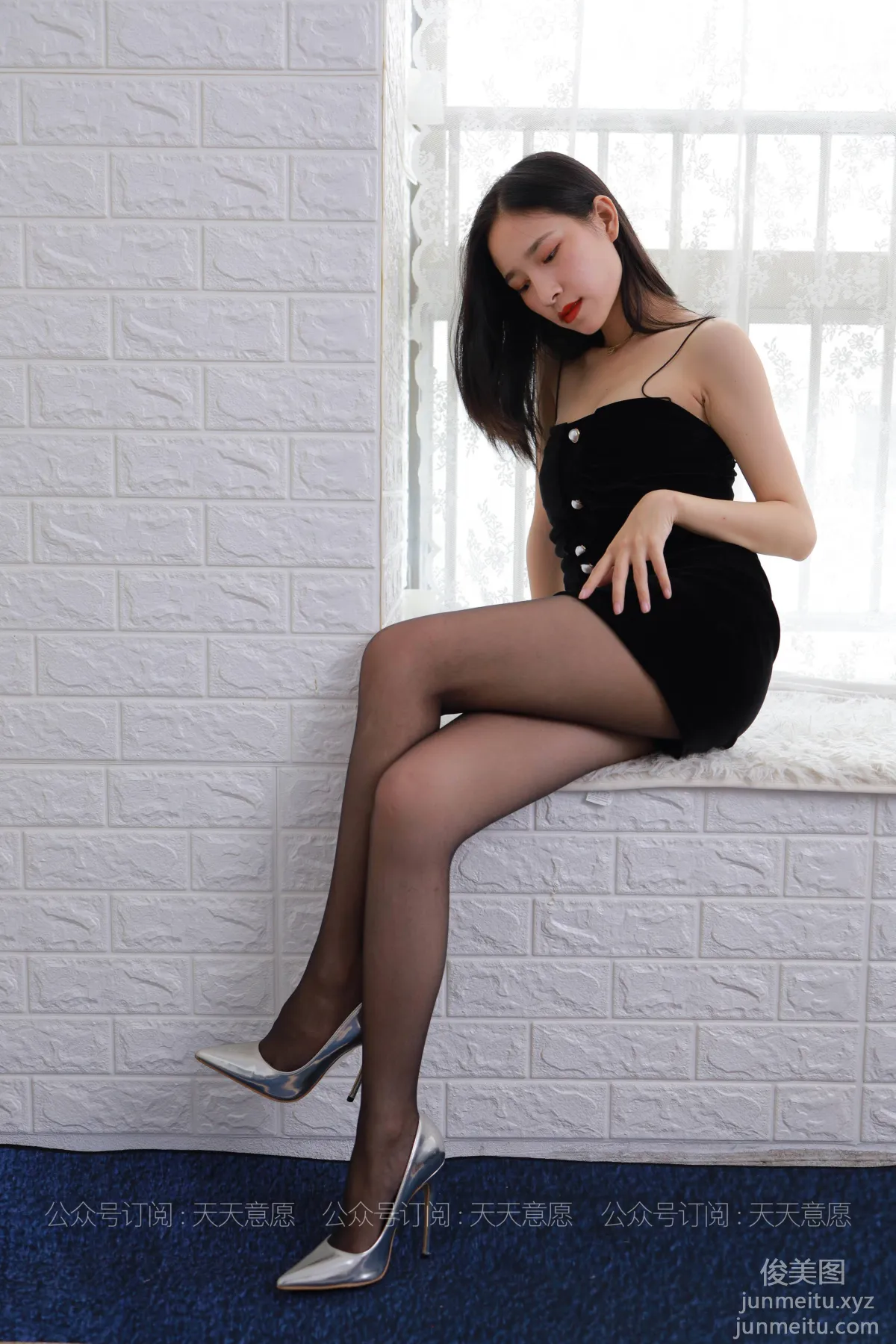 [IESS異思趣向] 2021.08.09 絲享家884：美子《黑色吊帶裙》[99P] 2