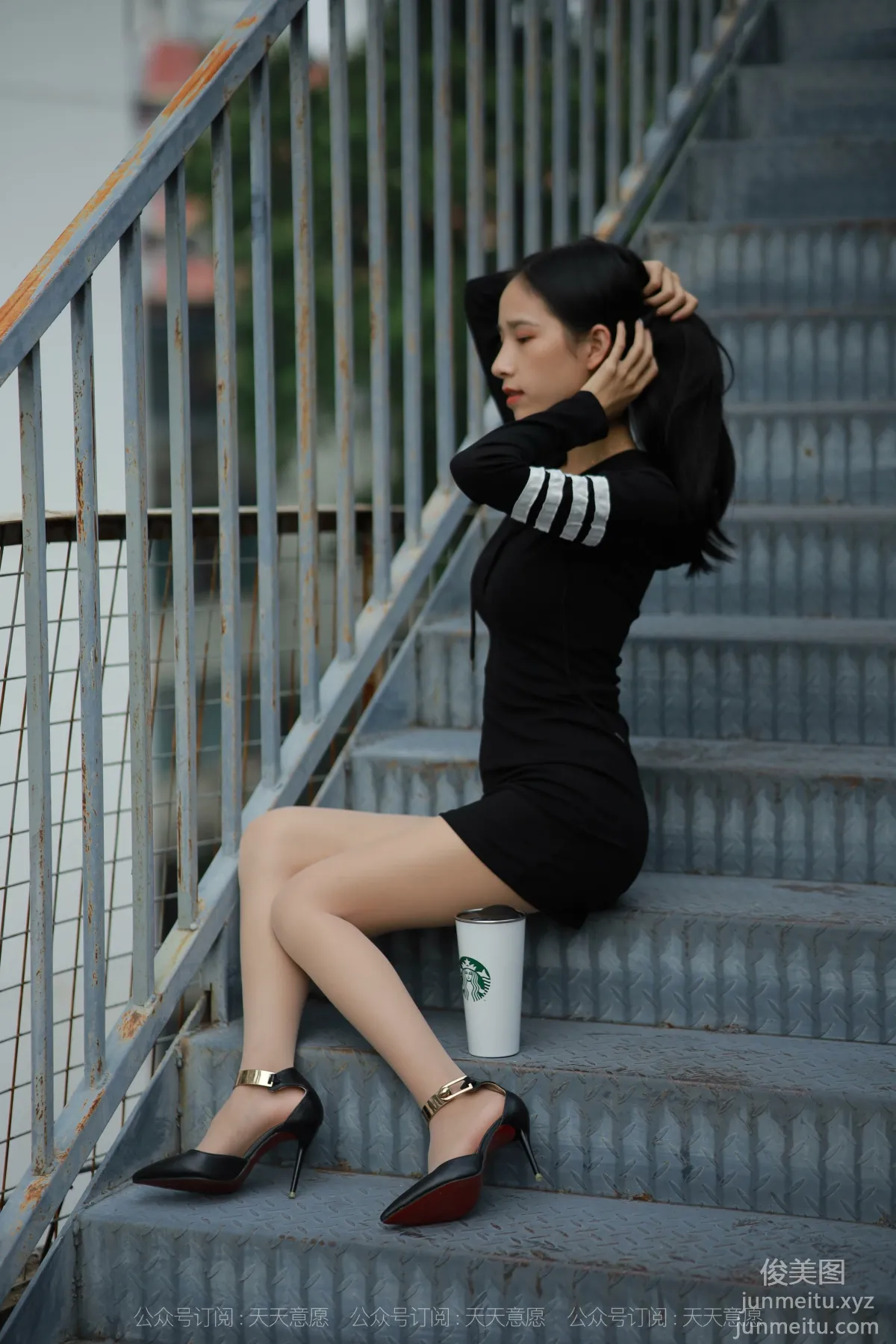 [IESS異思趣向] 2021.11.06 絲享家967：美子《天台大長腿》[77P] 13
