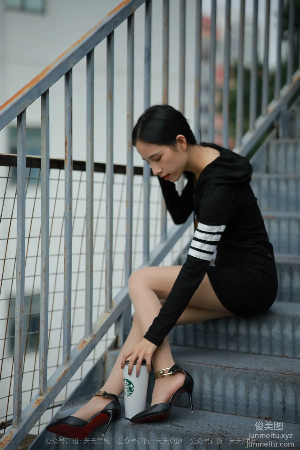 [IESS異思趣向] 2021.11.06 絲享家967：美子《天台大長腿》[77P] 15