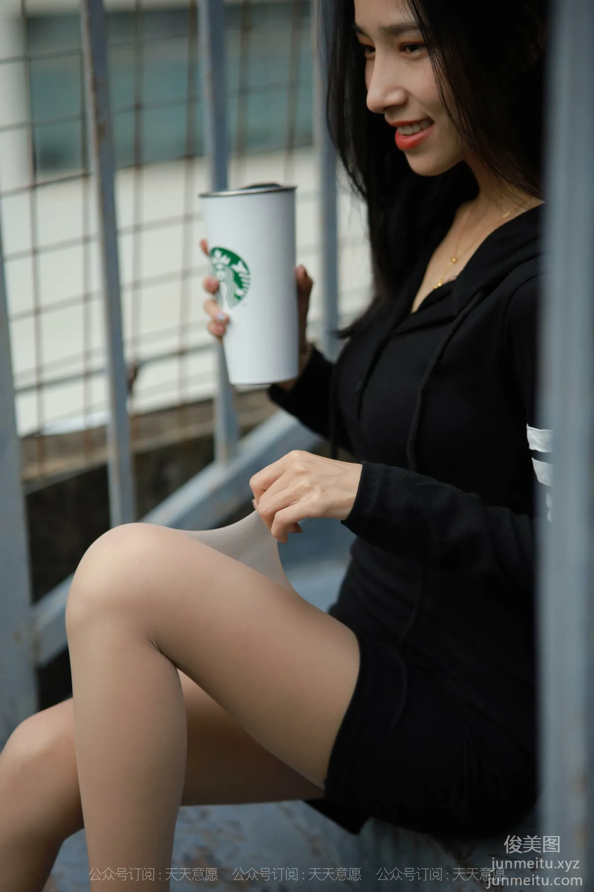 [IESS異思趣向] 2021.11.06 絲享家967：美子《天台大長腿》[77P] 38