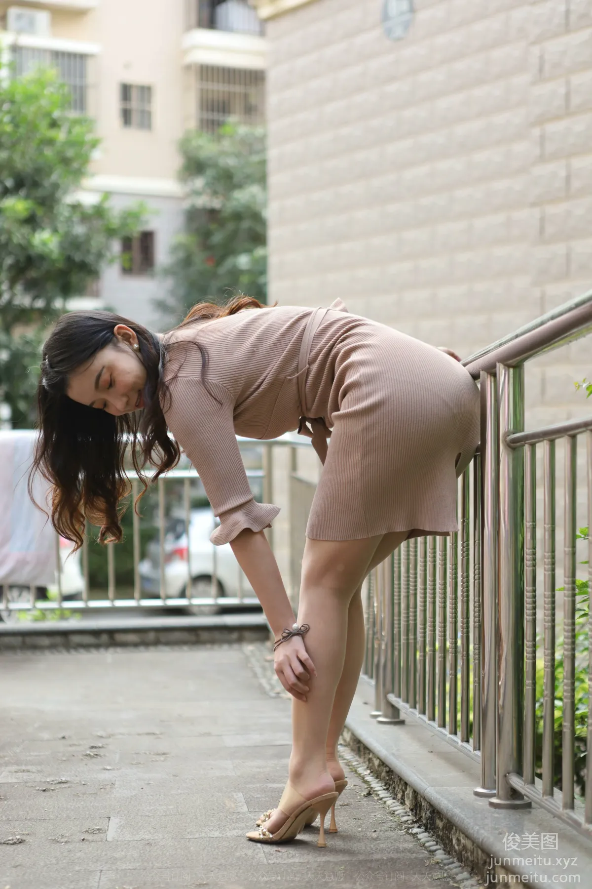 [IESS異思趣向] 2021.11.09 絲享家970：秋秋《美女陽光浴》[83P] 81