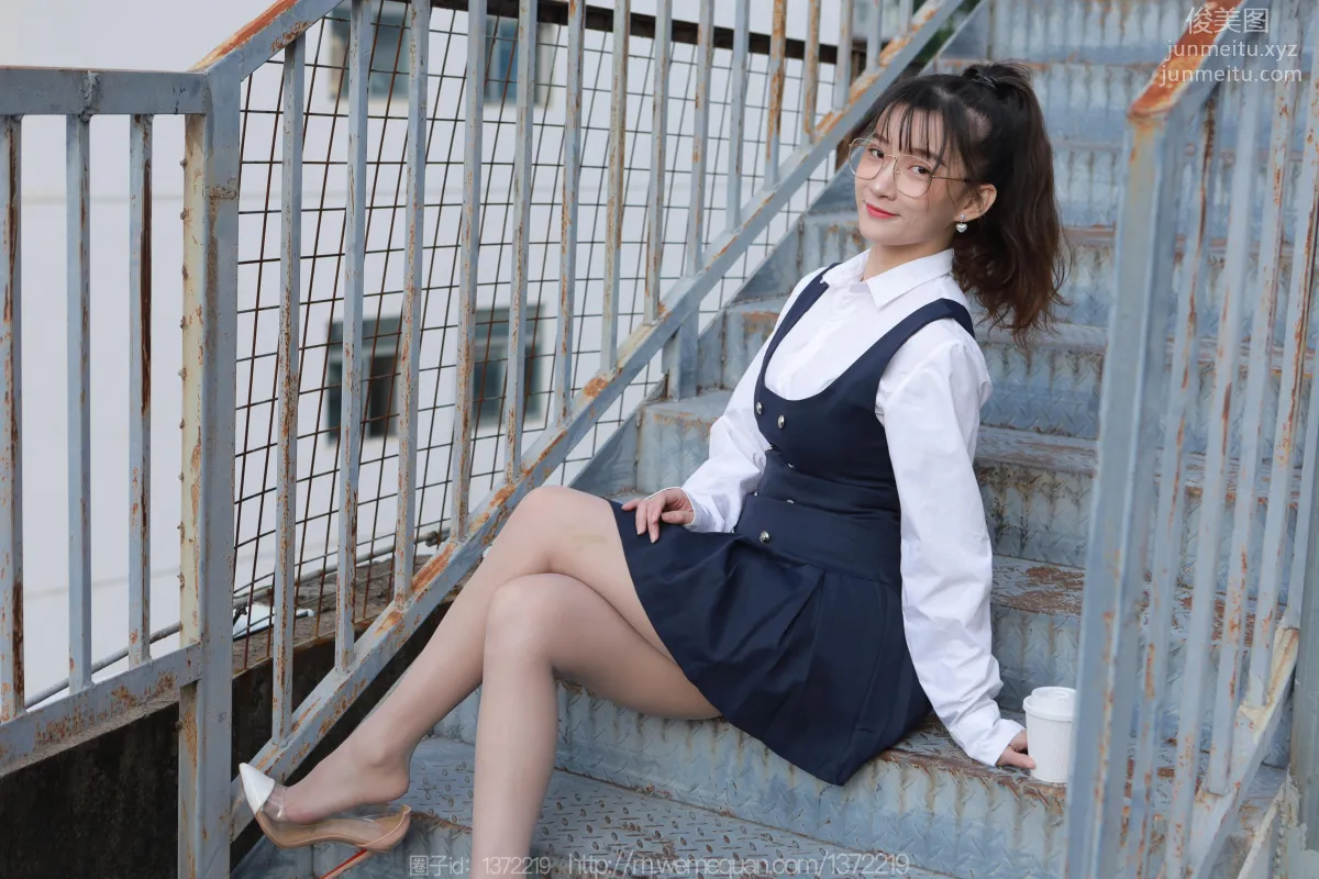 [IESS異思趣向] 2022.12.13 絲享家 1297 秋秋《樓梯偶遇婉萍》[79P] 78