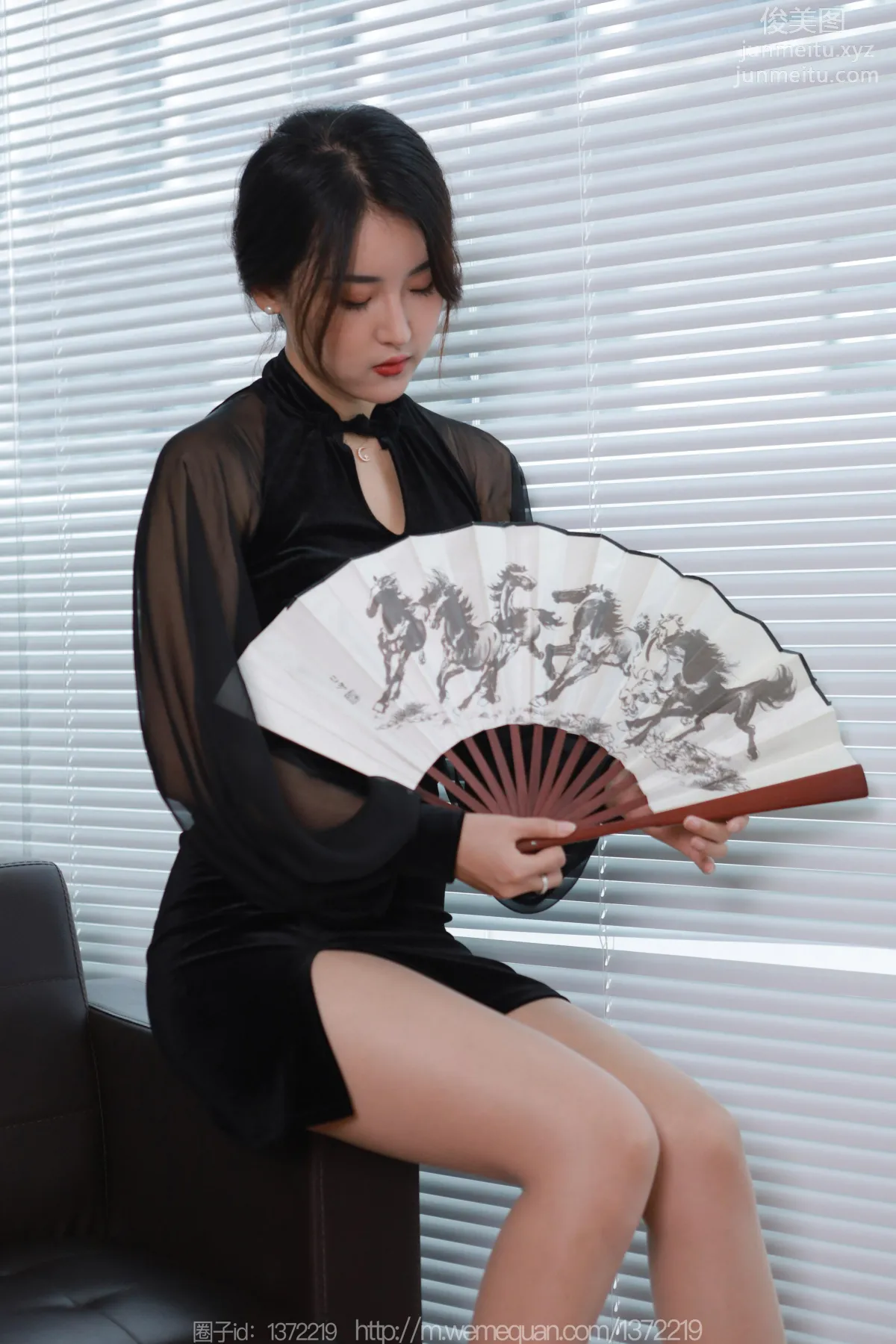 [IESS異思趣向] 2022.12.15 絲享家 1299 小寶《黑色旗袍白紙扇》[86P] 45