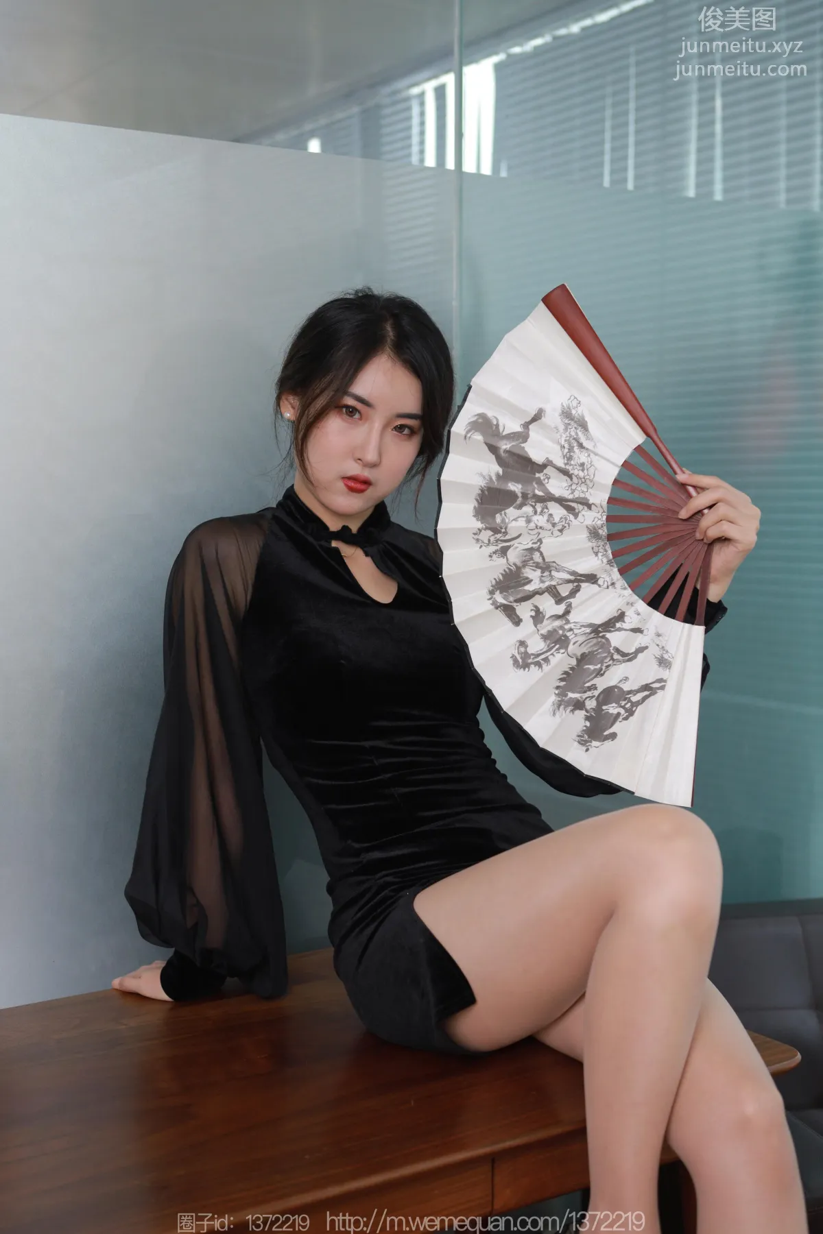 [IESS異思趣向] 2022.12.15 絲享家 1299 小寶《黑色旗袍白紙扇》[86P] 78