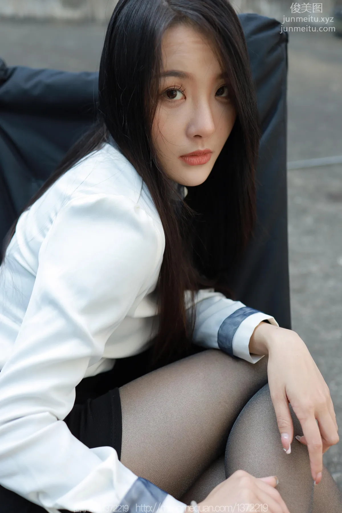 [IESS異思趣向] 2023.02.11 絲享家 1358 婉萍《戶外OL》[88P] 51