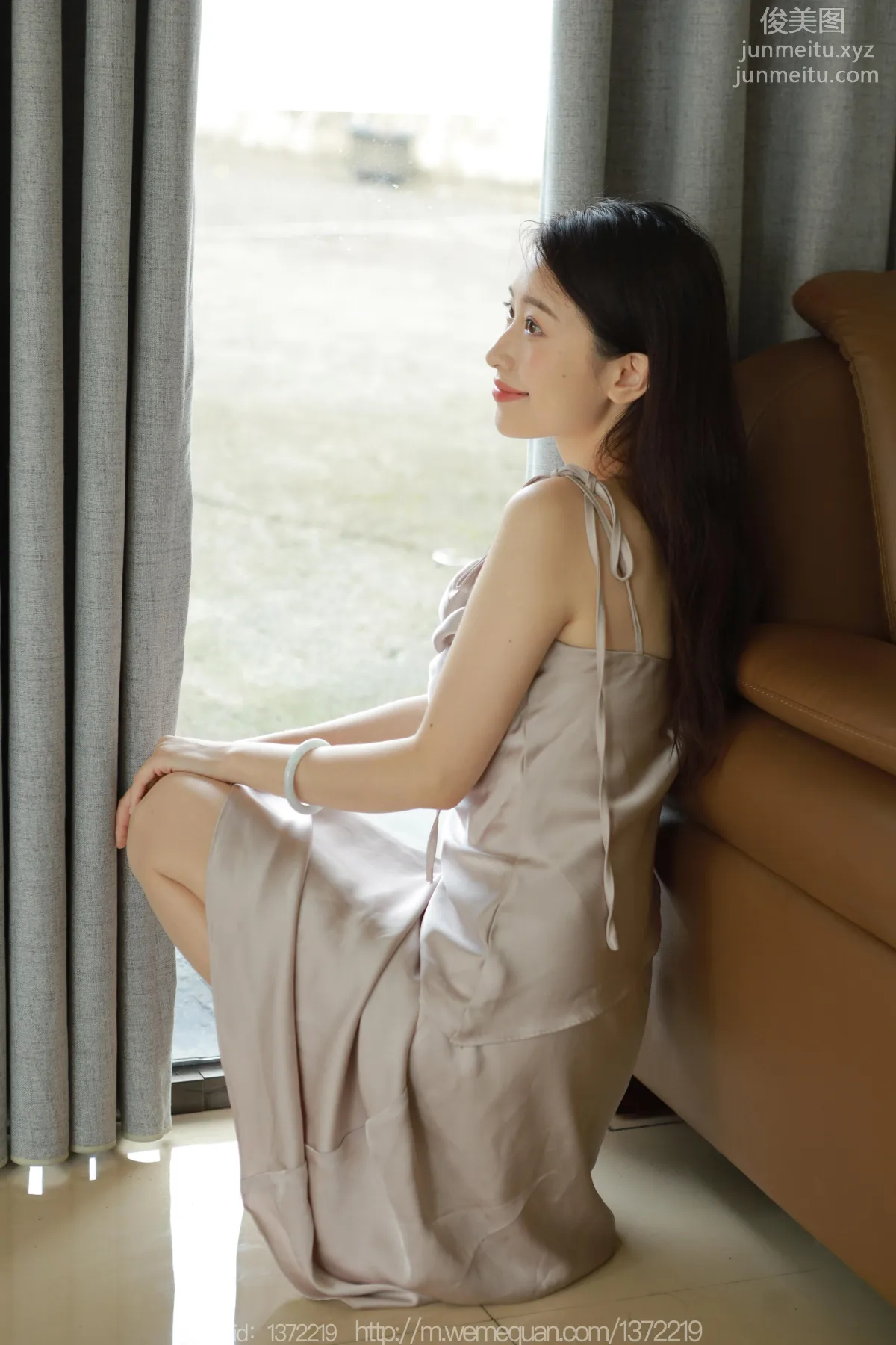 [IESS異思趣向] 2023.05.15 絲享家 1452 小婕《香槟色吊帶裙》[85P] 73