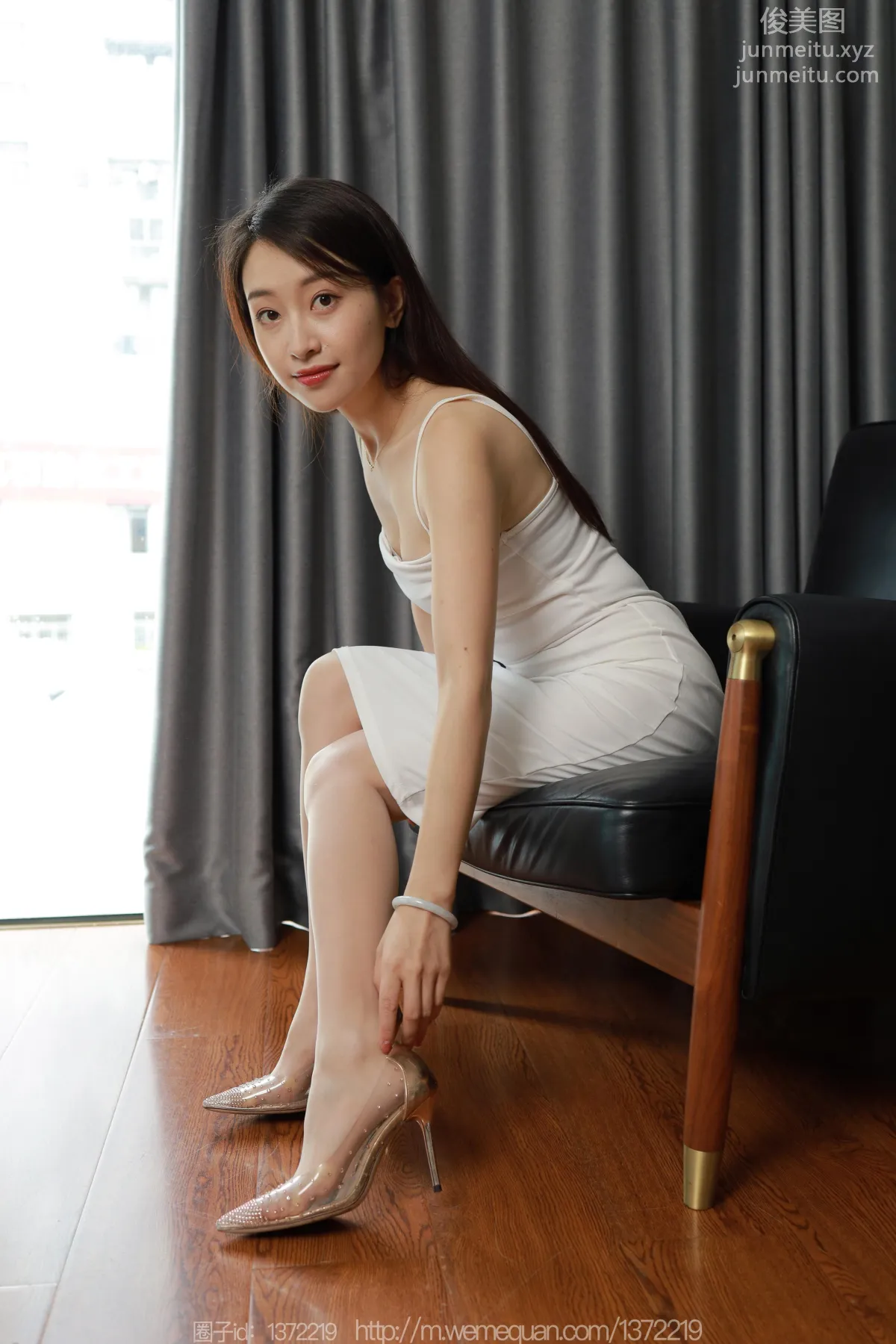 [IESS異思趣向] 2023.08.30 絲享家 1520 小婕《白色包臀裙》[82P] 9