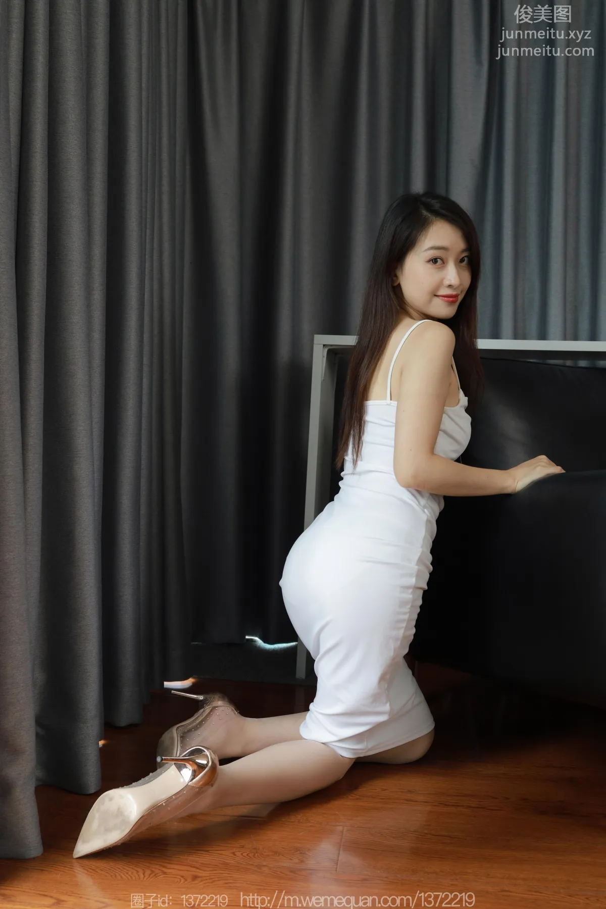 [IESS異思趣向] 2023.08.30 絲享家 1520 小婕《白色包臀裙》[82P] 52