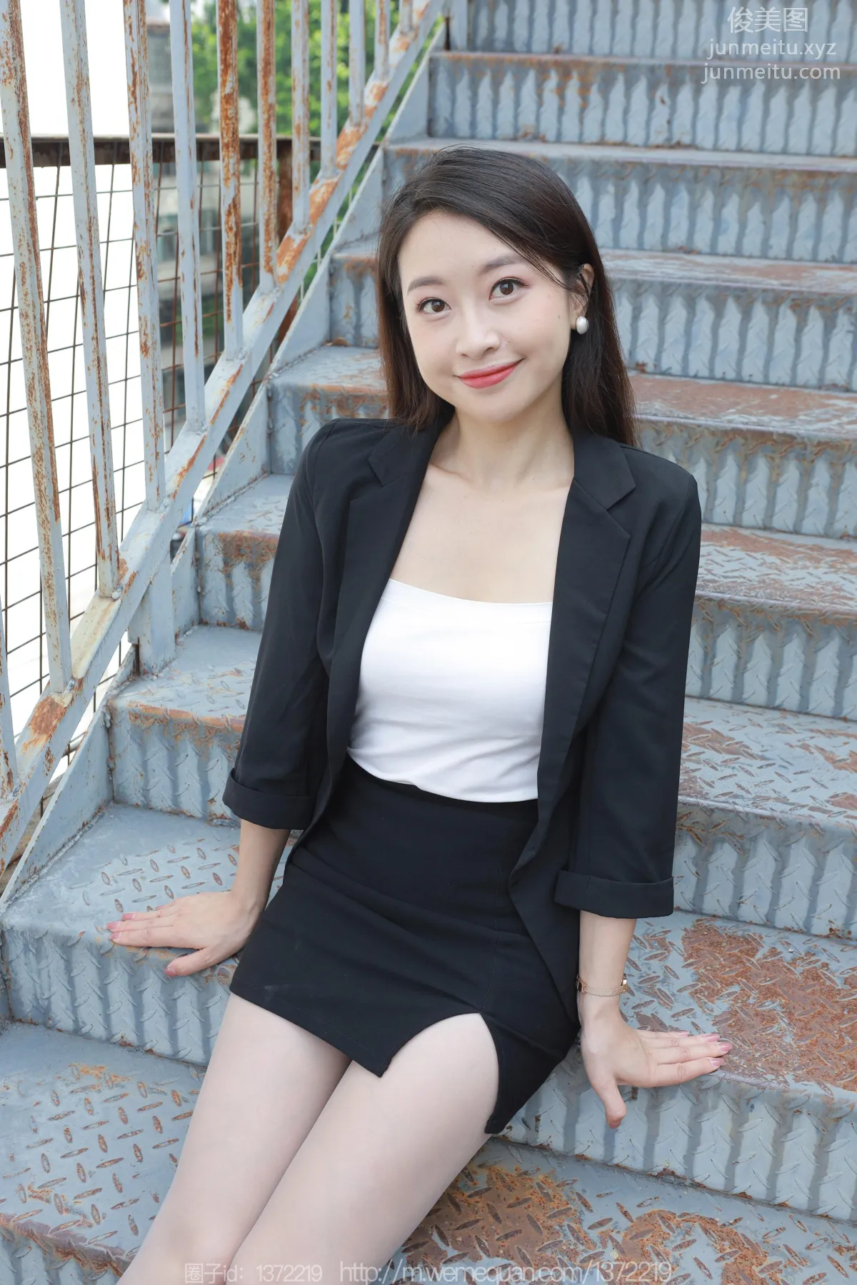 [IESS異思趣向] 2023.09.28 絲享家 1545 小婕《黑白灰漸變》[84P] 31