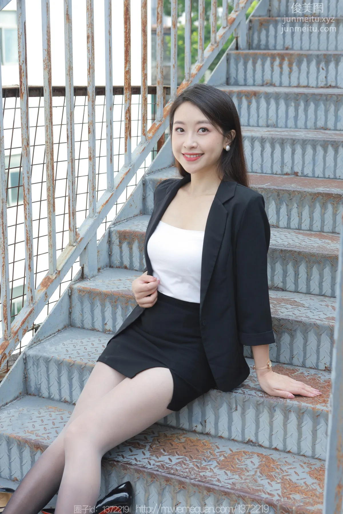 [IESS異思趣向] 2023.09.28 絲享家 1545 小婕《黑白灰漸變》[84P] 35