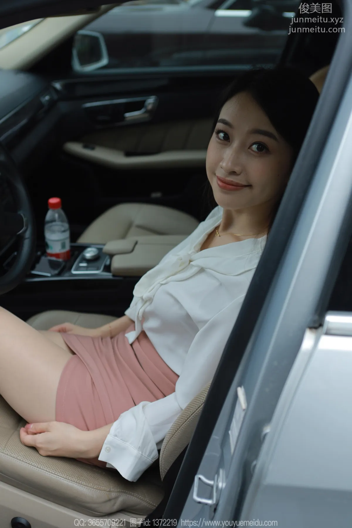 [IESS異思趣向] 2023.10.16 絲享家 1560 小婕《車裡車外》[84P] 16
