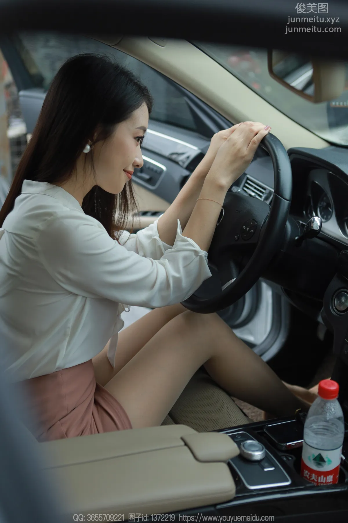 [IESS異思趣向] 2023.10.16 絲享家 1560 小婕《車裡車外》[84P] 23