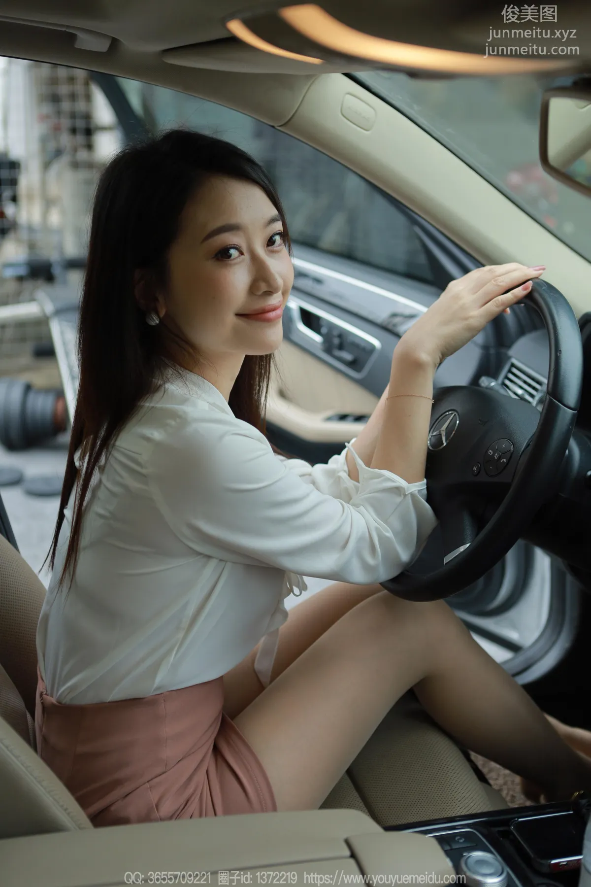 [IESS異思趣向] 2023.10.16 絲享家 1560 小婕《車裡車外》[84P] 24