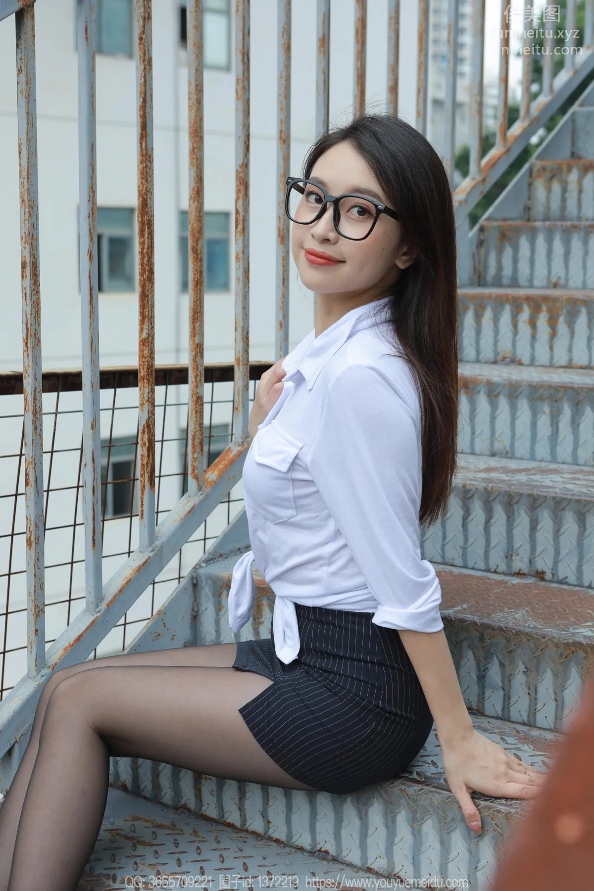 [IESS異思趣向] 2023.10.26 絲享家 1569 小婕《迷人眼鏡娘》[91P] 47