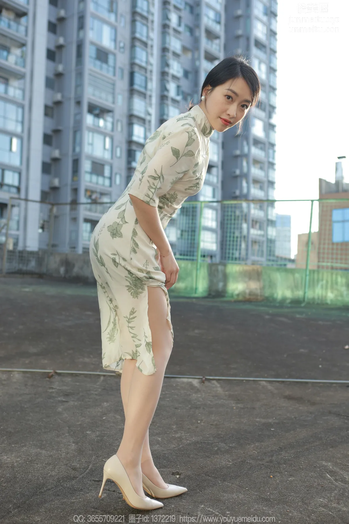 [IESS異思趣向] 2023.11.24 絲享家 1594 小婕《薄如蟬翼》[85P] 2