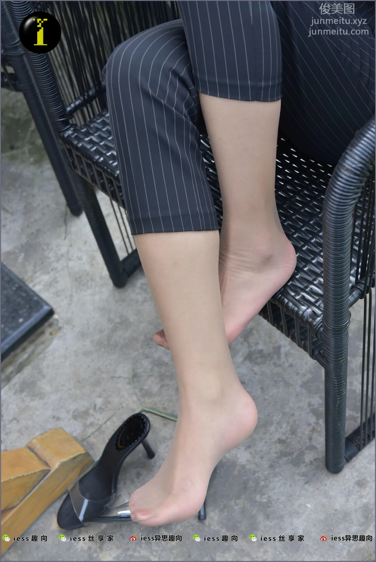 [IESS異思趣向] 普惠集 001-表妹日常素拍 33