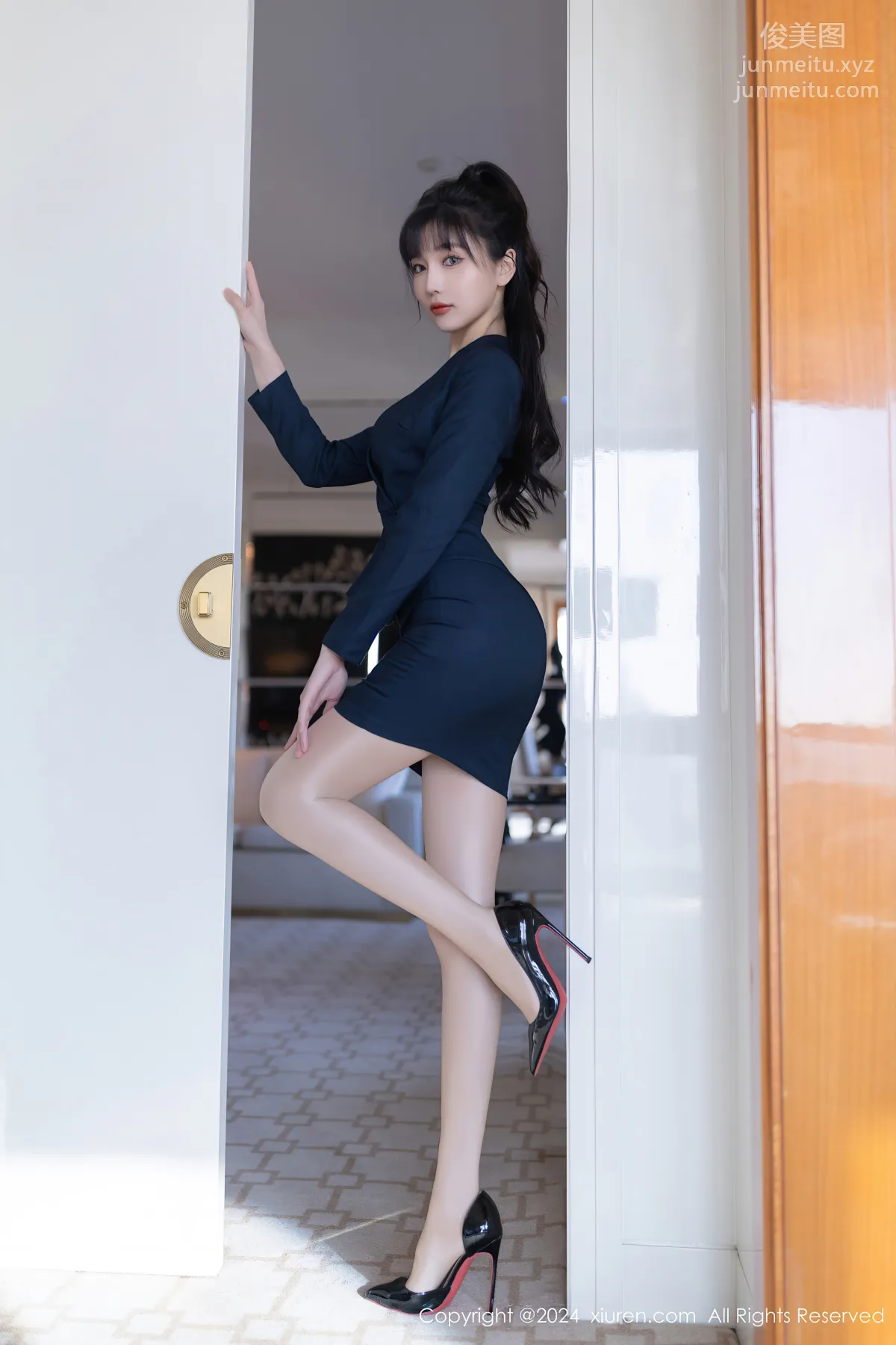 [Xiuren秀人網]2024.10.10 NO.9263 陸萱萱 3