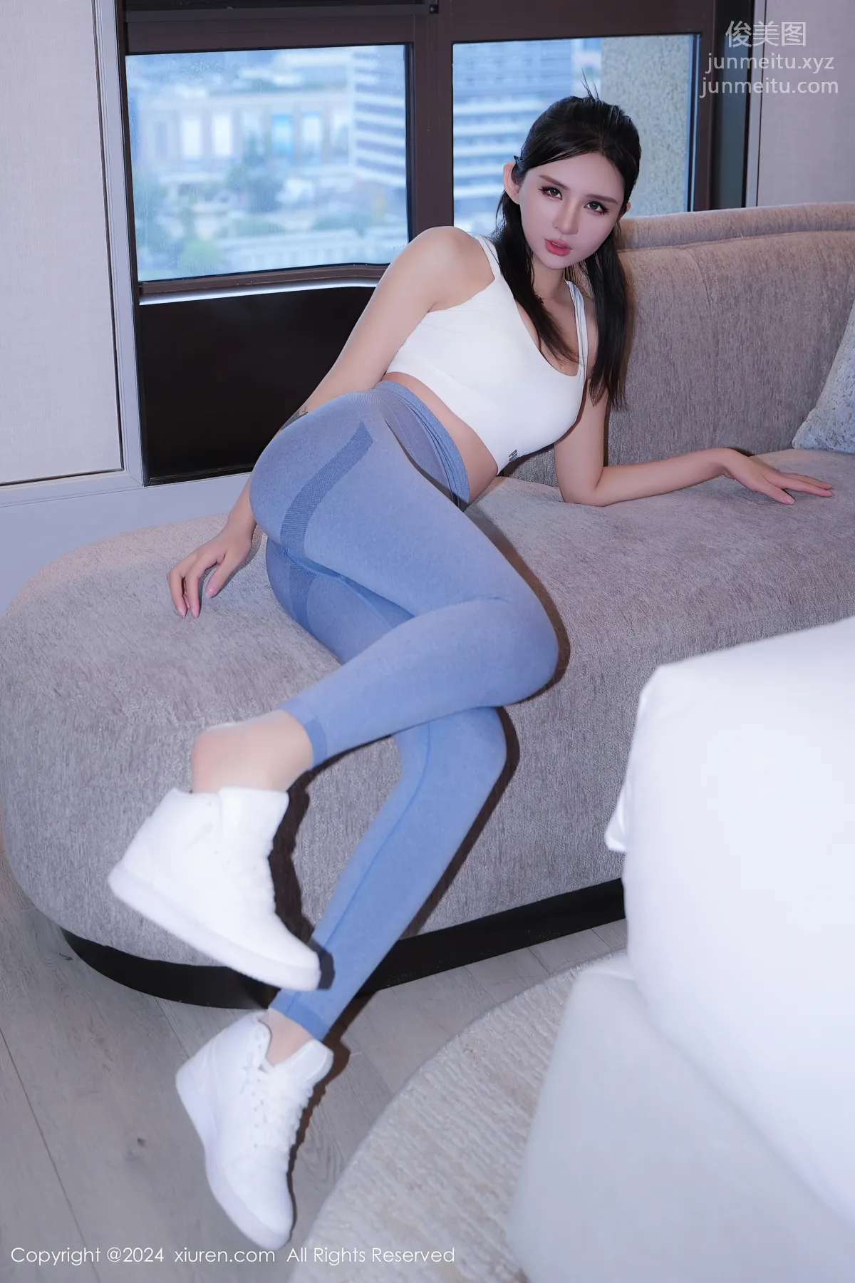 [Xiuren秀人網]2024.11.07 NO.9407 Emily尹菲 19