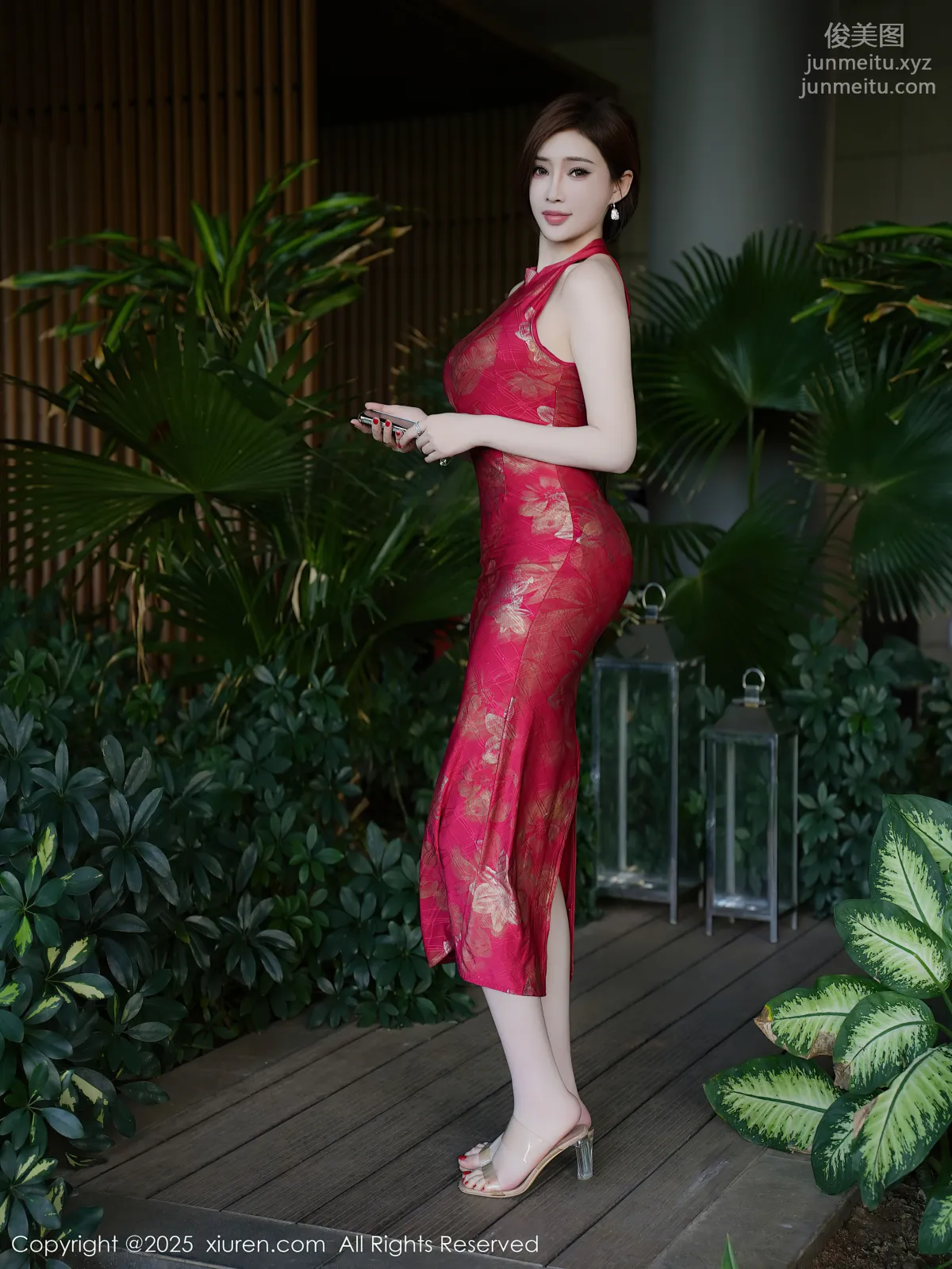 [Xiuren秀人網]2025.02.05 NO.9837 Carol周妍希X 1