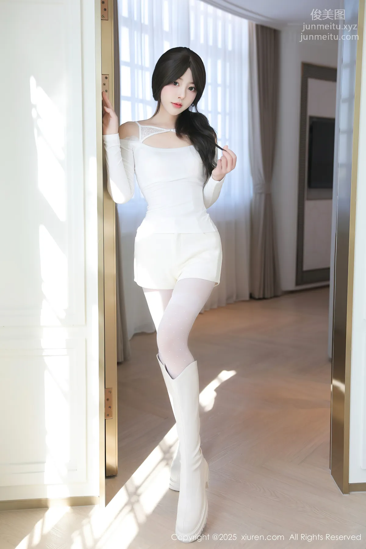 [Xiuren秀人網]2025.02.14 NO.9887 桃妖夭 1