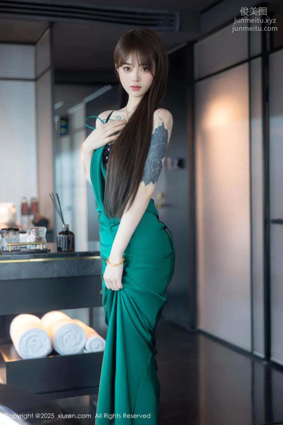 [秀人美媛館] 2025.01.23 No.9803 奶瓶 18