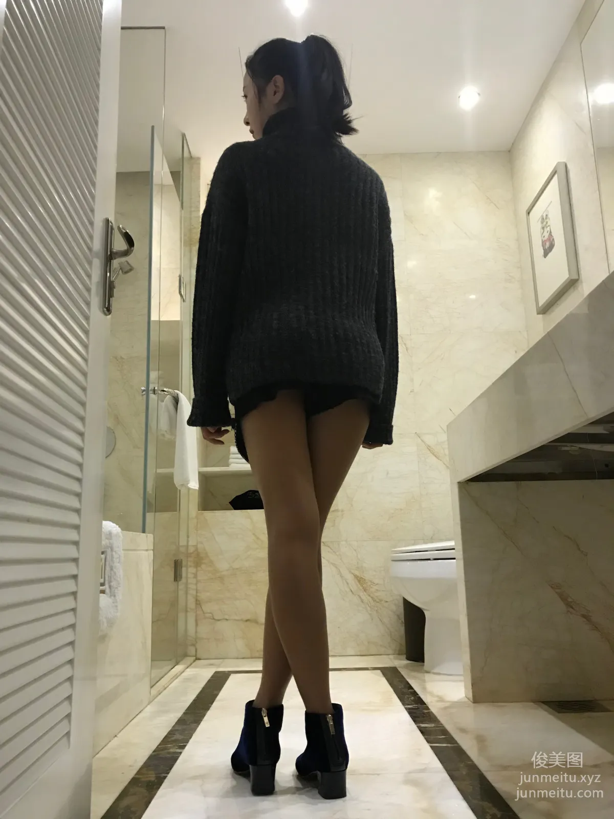 Sik01.絲庫攝影系列尺度套圖視頻No.01 258