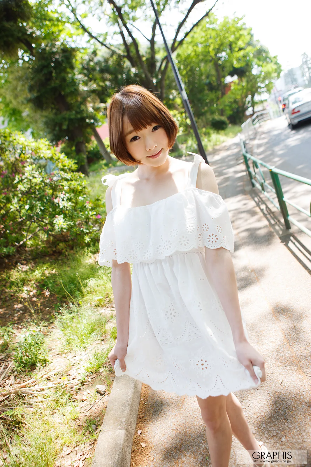 [Graphis] 2014.07.04 初脫ぎ娘 涼川 絢音 _ 5