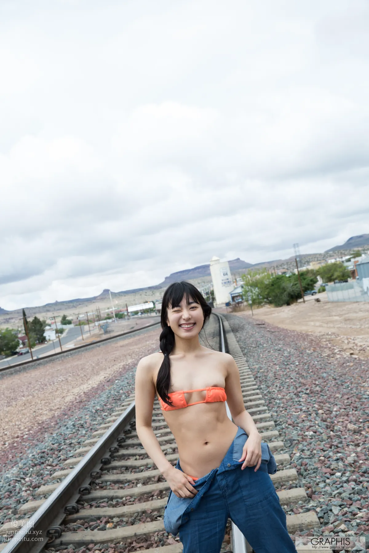 [Graphis] 2016.08.19 Gals No.387 Kana Yume 由愛 可奈 18