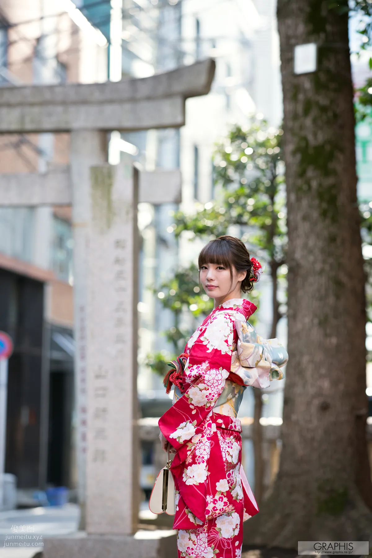 [Graphis] 2017.01.01 Airi Suzumura 鈴村 あいり Limited Edition 1